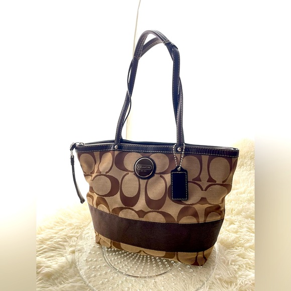 Coach Handbags - Coach Shoulder Bag